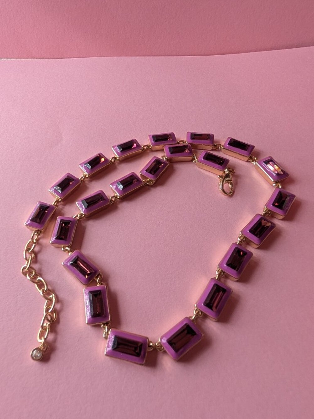 VINTAGE PURPLE GLASS EMERALD CUT 16" NECKLACE